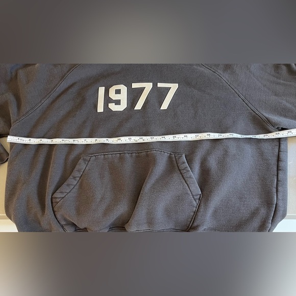 Fear Of God Essentials 1977 Iron Hoodie Sweatshirt Authentic Gray Men’s Size M - Picture 7 of 8